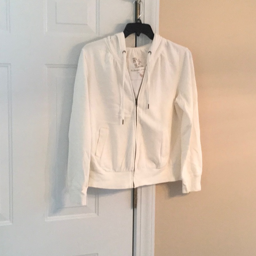 Sweatshirt with hood